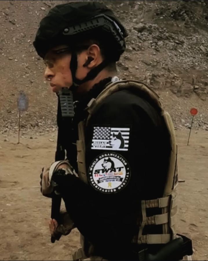 Operador con AR-15